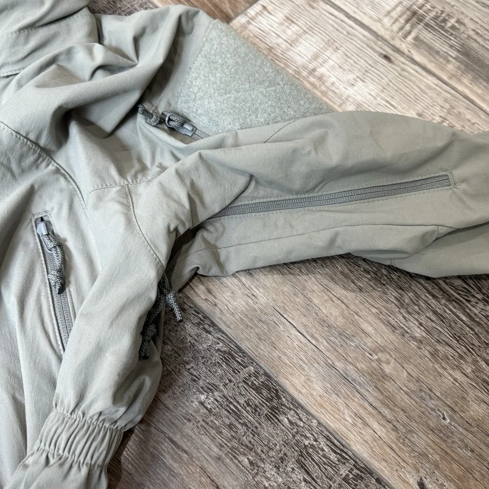 Patagonia PCU L5 Level 5 Military Jacket Mens M Regular Grey Gen II Soft Shell